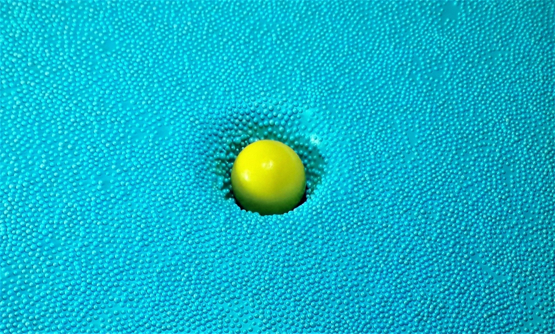 flor-texture-bullet-sunk