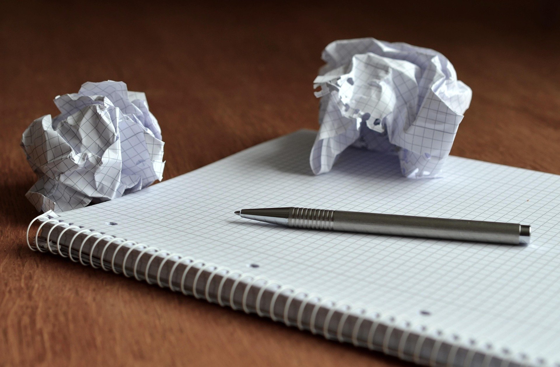 notes-paper-ball-of-paper-memo