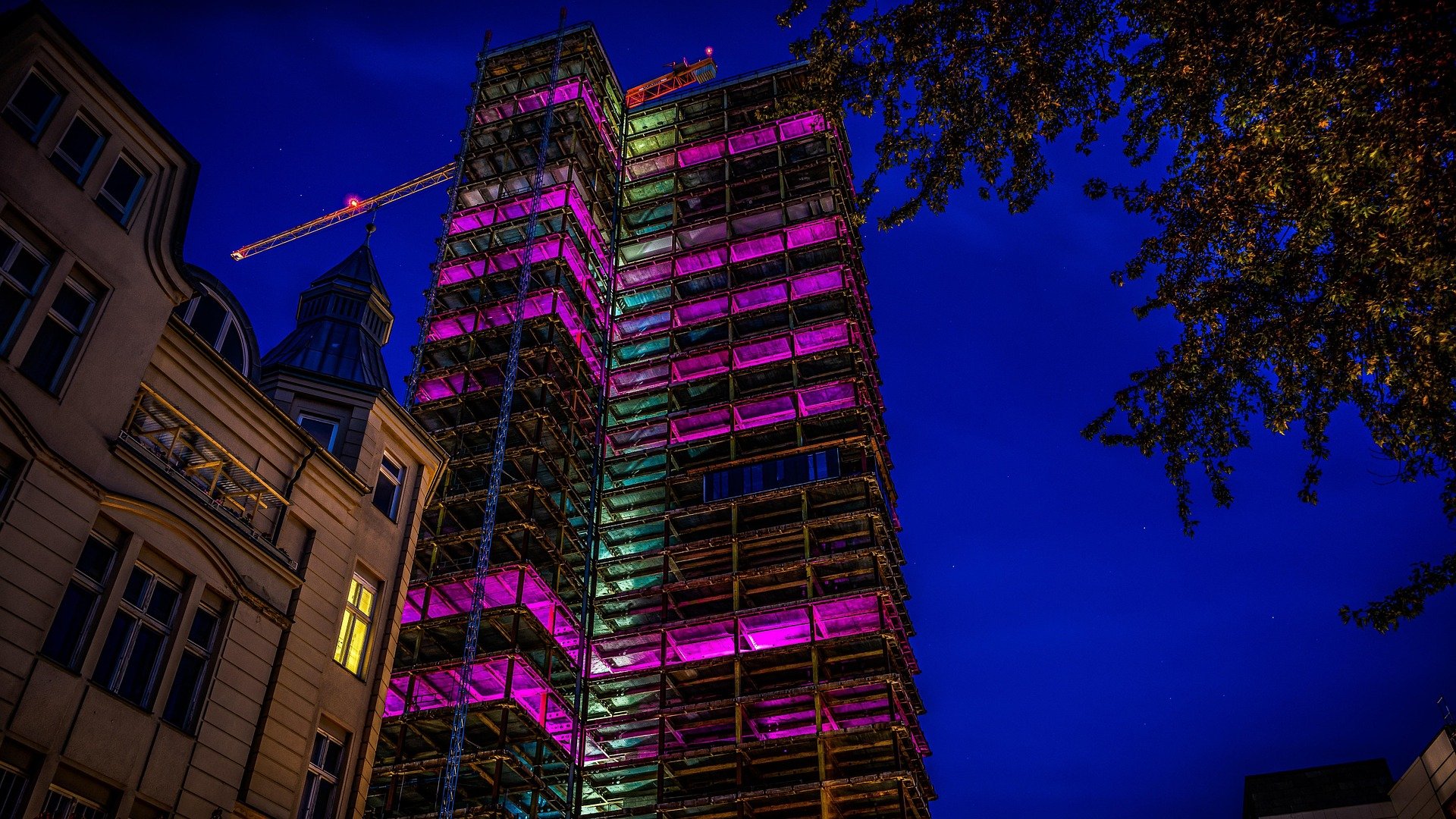 skyscraper-night-shot-long-exposure