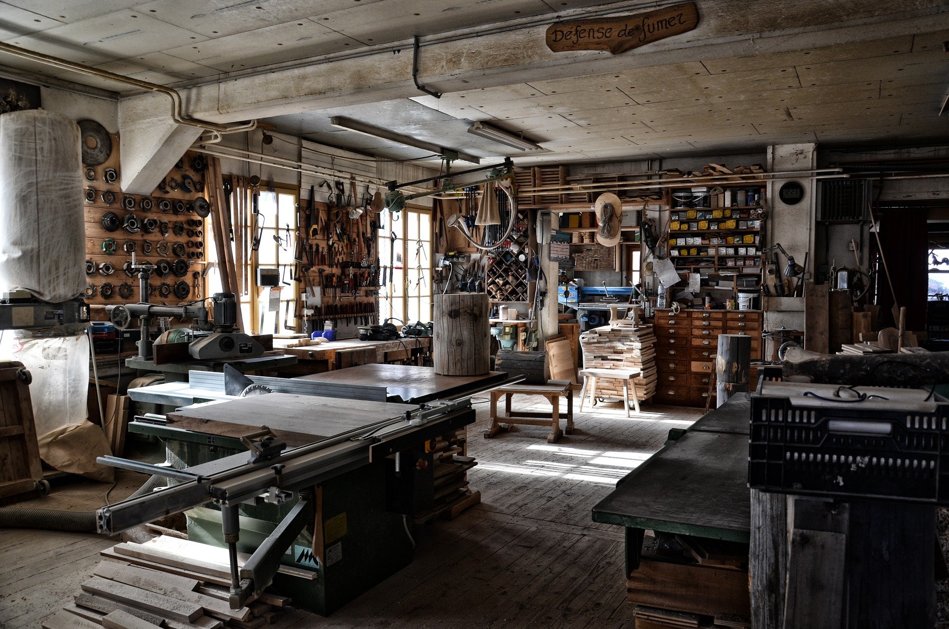 workshop-carpenter-crafts-artisan