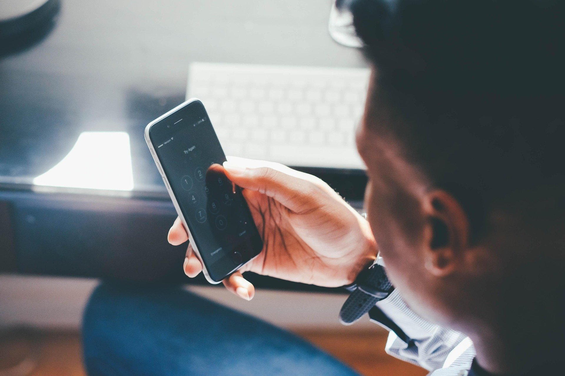 phone-technology-mobile-internet