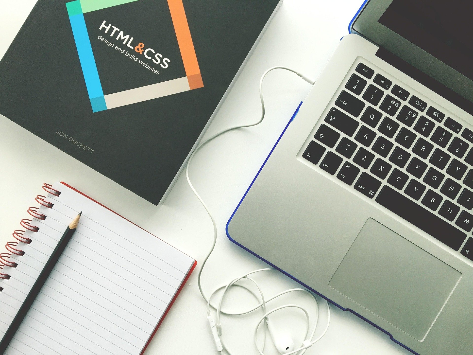 web-design-laptop-html-design
